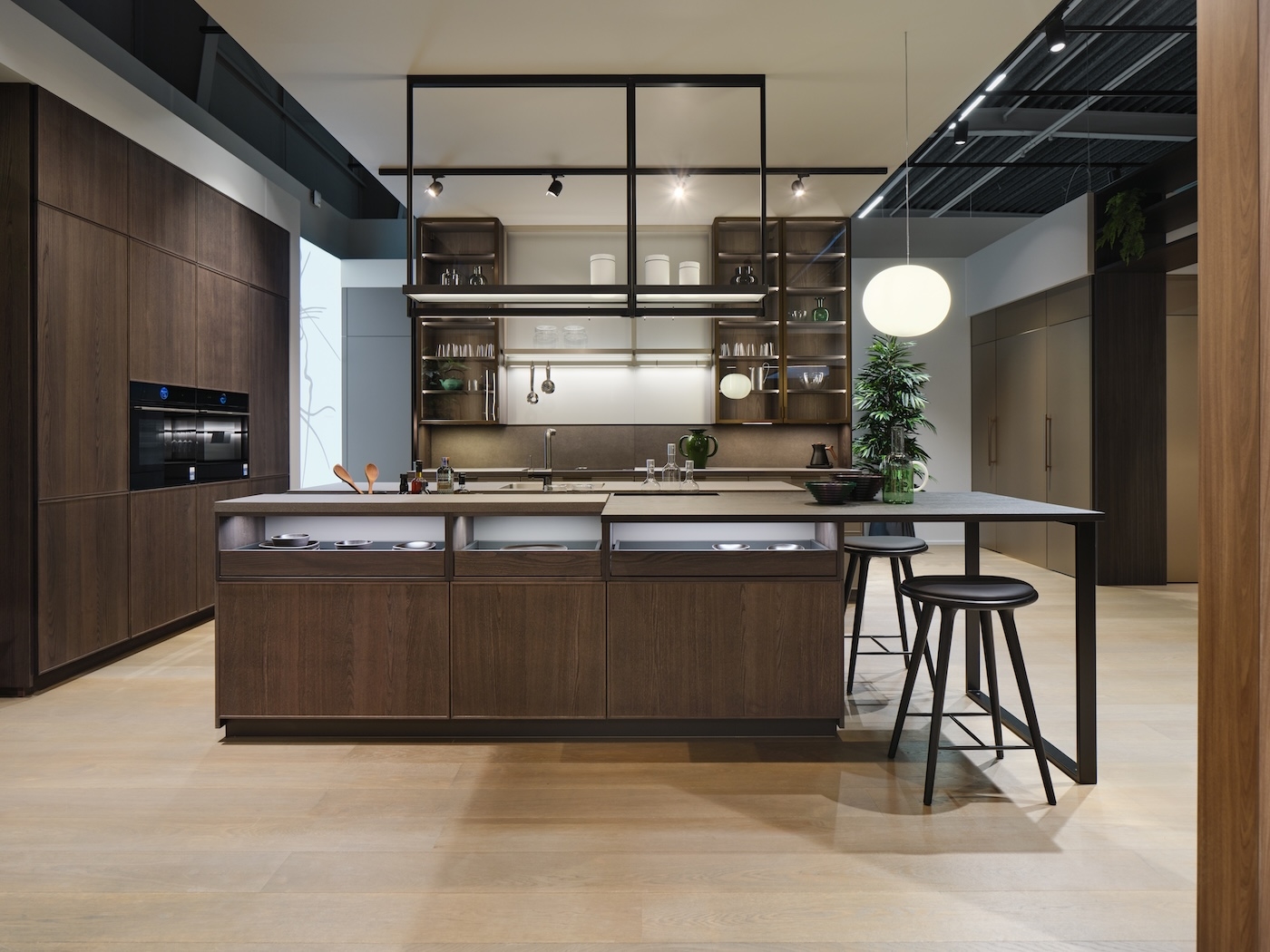 Bucatarie WAKUU WAKKU-FS ALURO TERRA MADERO ORLANDO, LEICHT